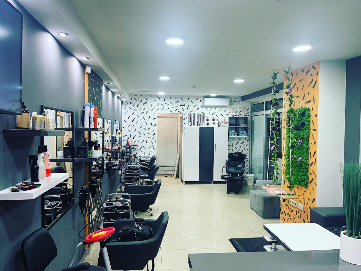 Frizerski/Kozmetički Salon Atisha Pofalići