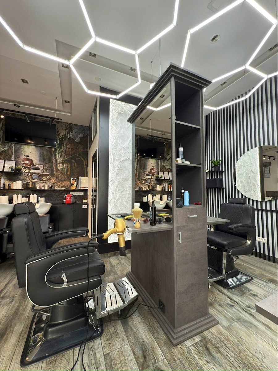 Alen's Barbershop IV Pofalići