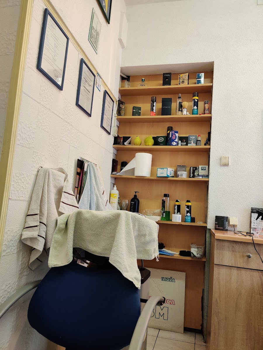 Muški Frizer "BM" - foto 3