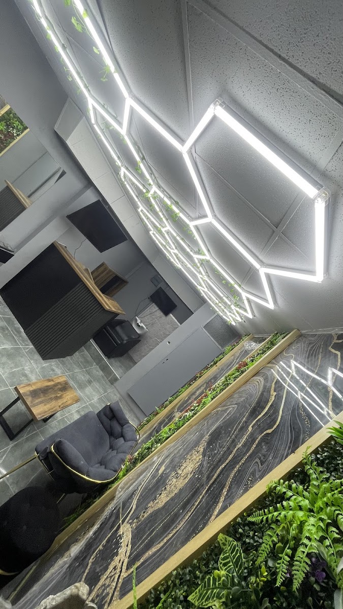 Phantom Barbershop - foto 1