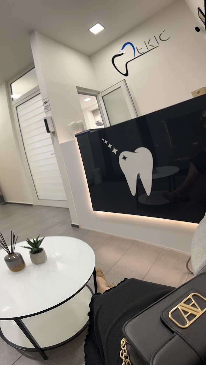 Stomatološka ordinacija dr. Haris Mekić - foto 2