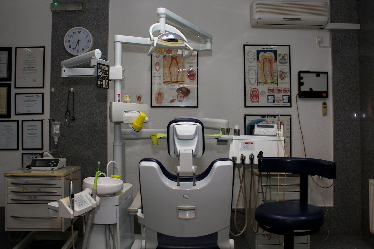 Stomatološka ordinacija Tanović - foto 3