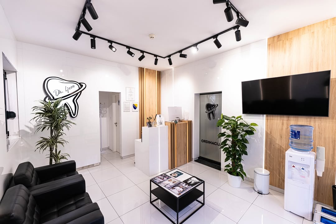 Stomatološka ordinacija Dr. Ljevo