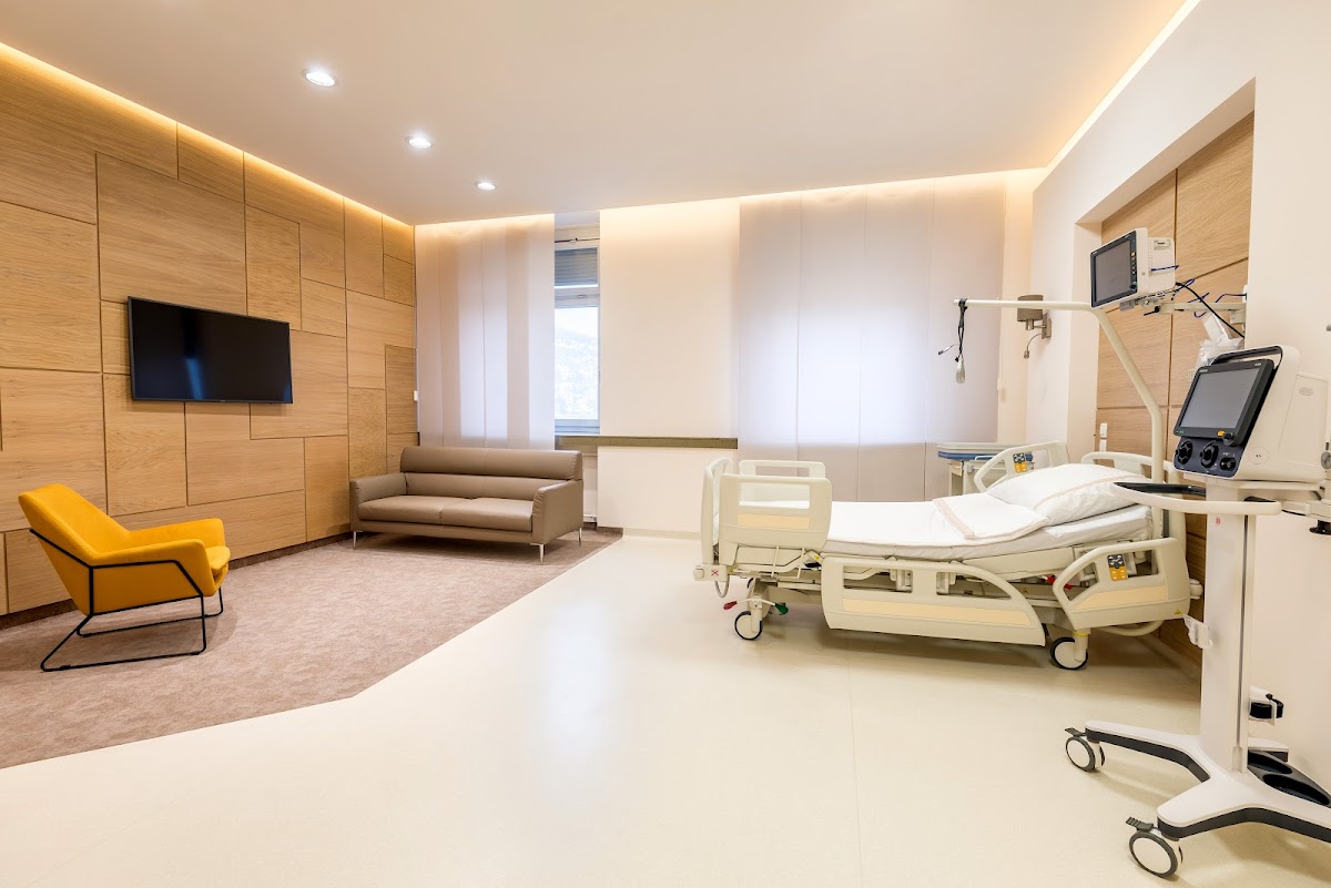 Specijalna bolnica "Centar za srce" - foto 1