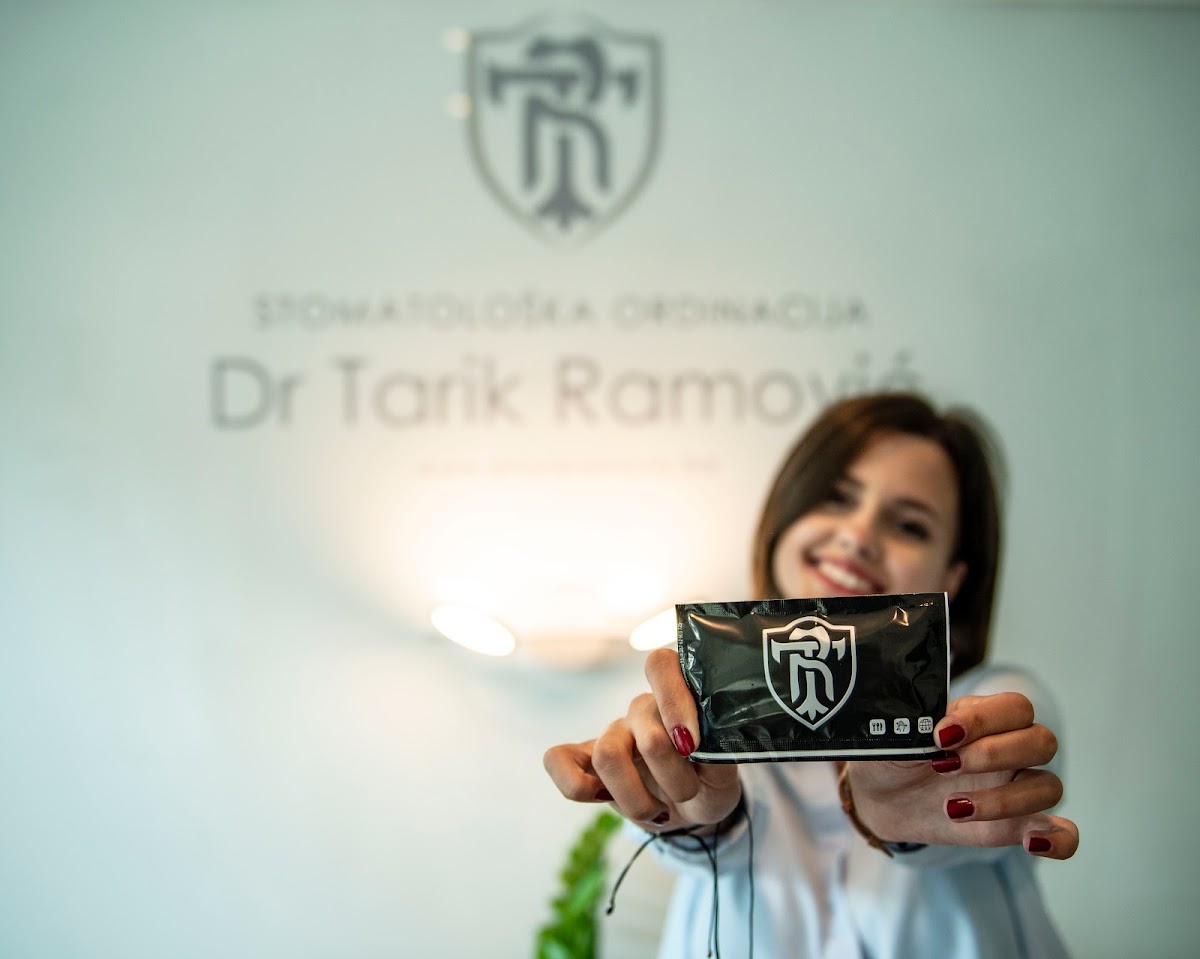 Stomatološka ordinacija "Dr Tarik Ramović"