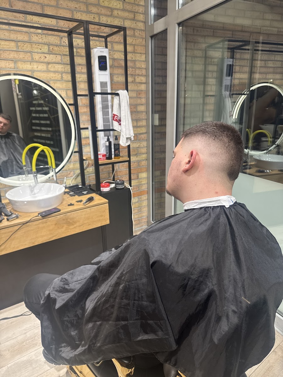 King Barber Lounge - foto 2