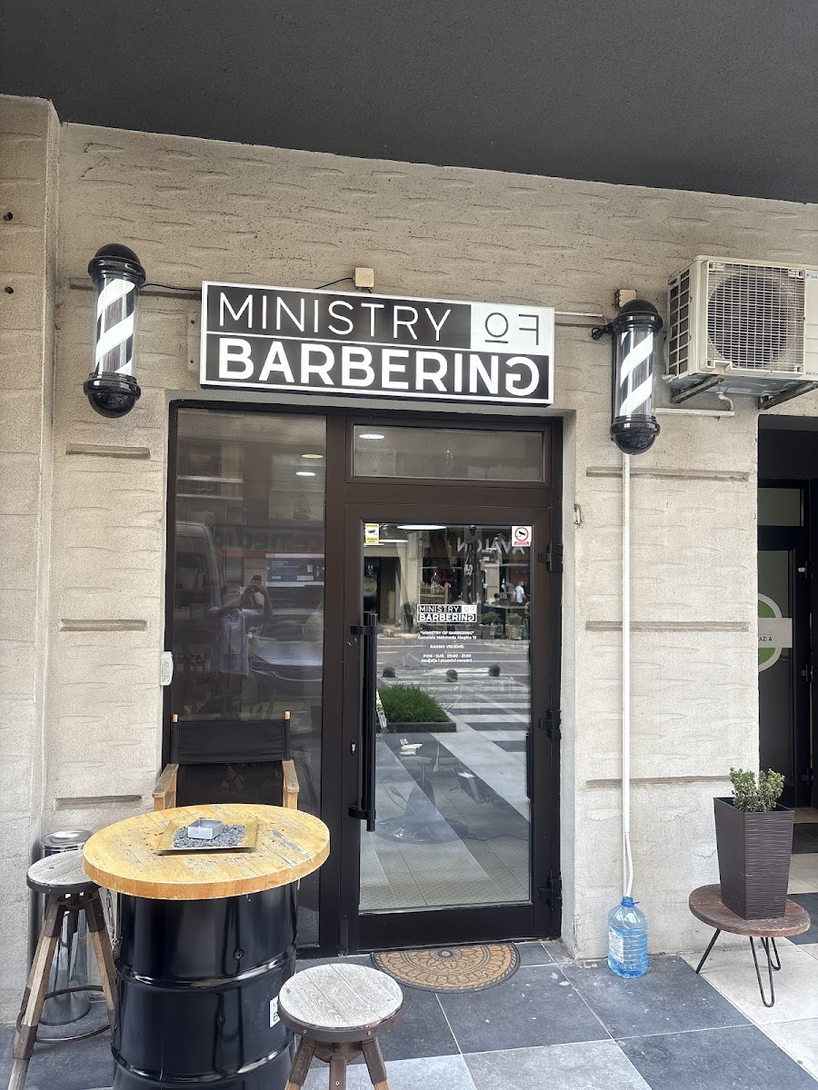 Alen's Barbershop, Sarajevo