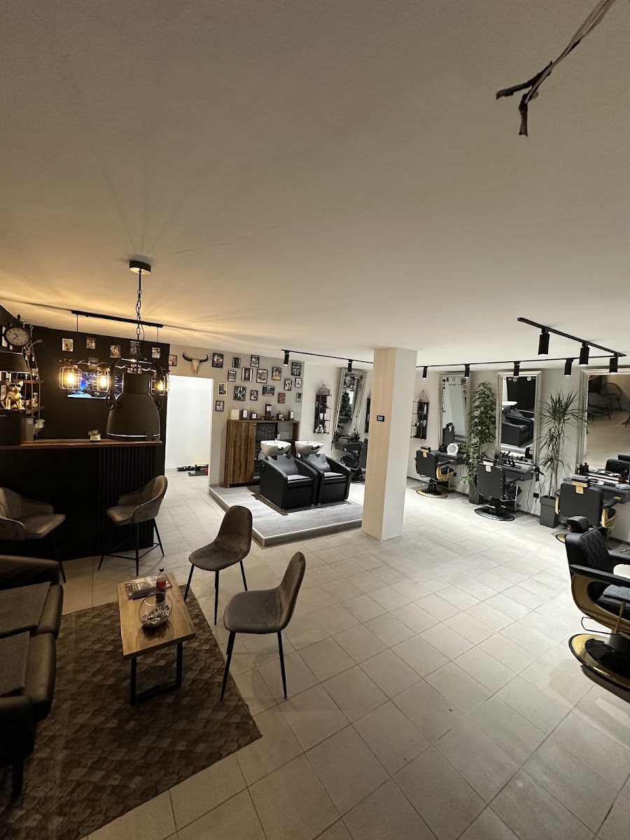Number One Barber Shop, Sarajevo