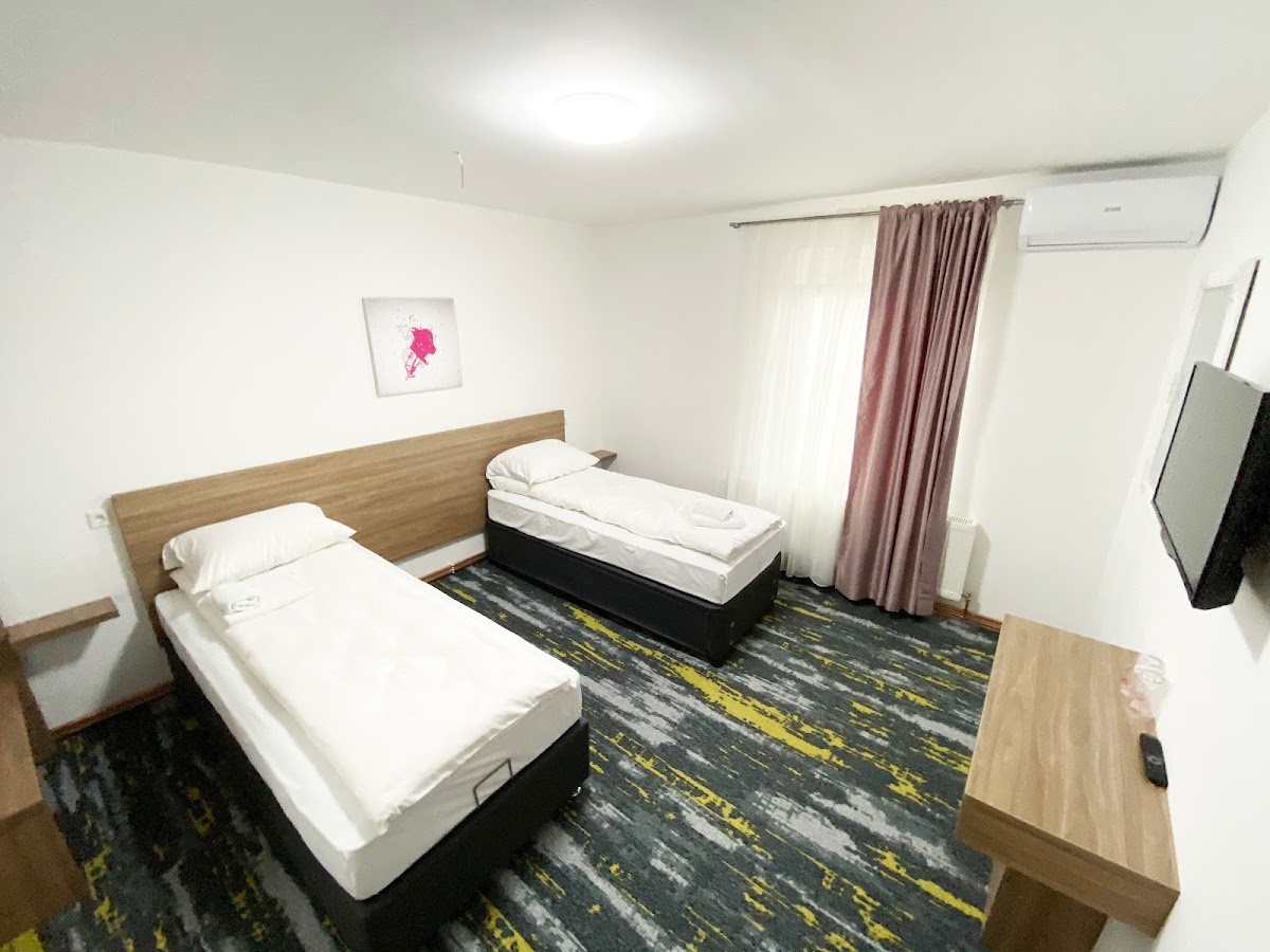 Hotel Almanas - foto 2