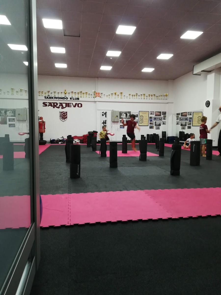 FITNESS STUDIO LEVEL UP, Sarajevo