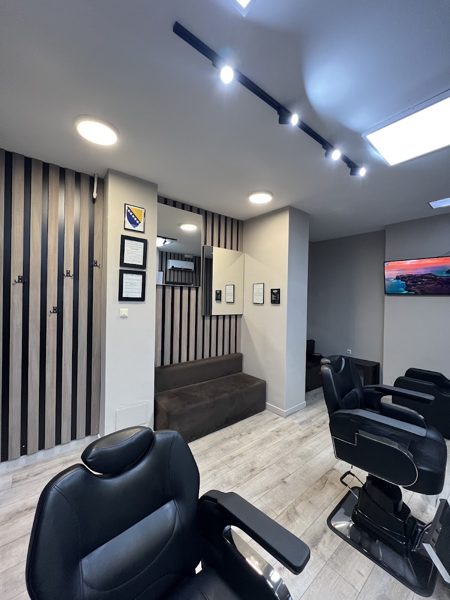 CUT N SHAVE BARBERSHOP, Sarajevo