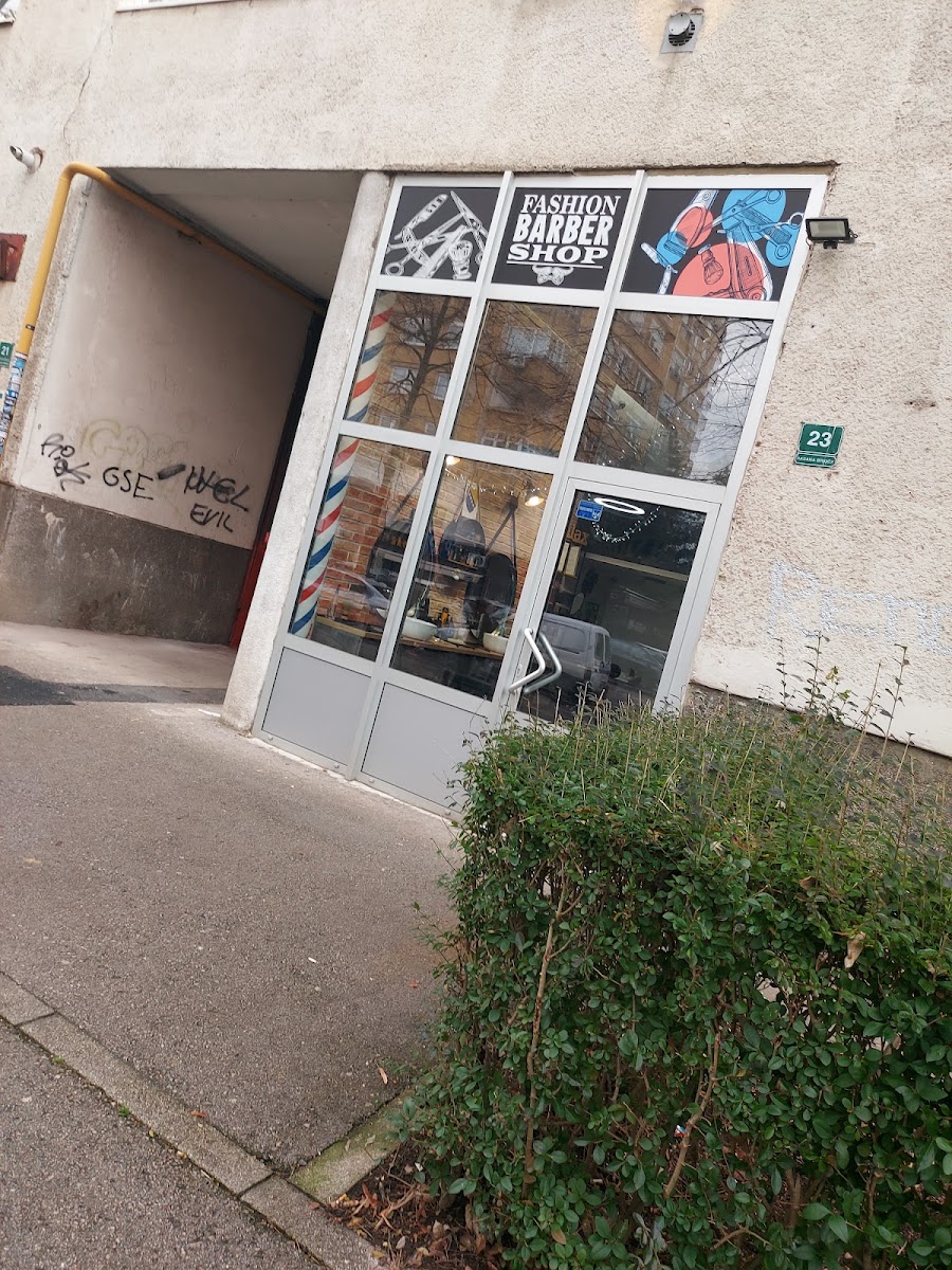 Fashion Barbershop - foto 2