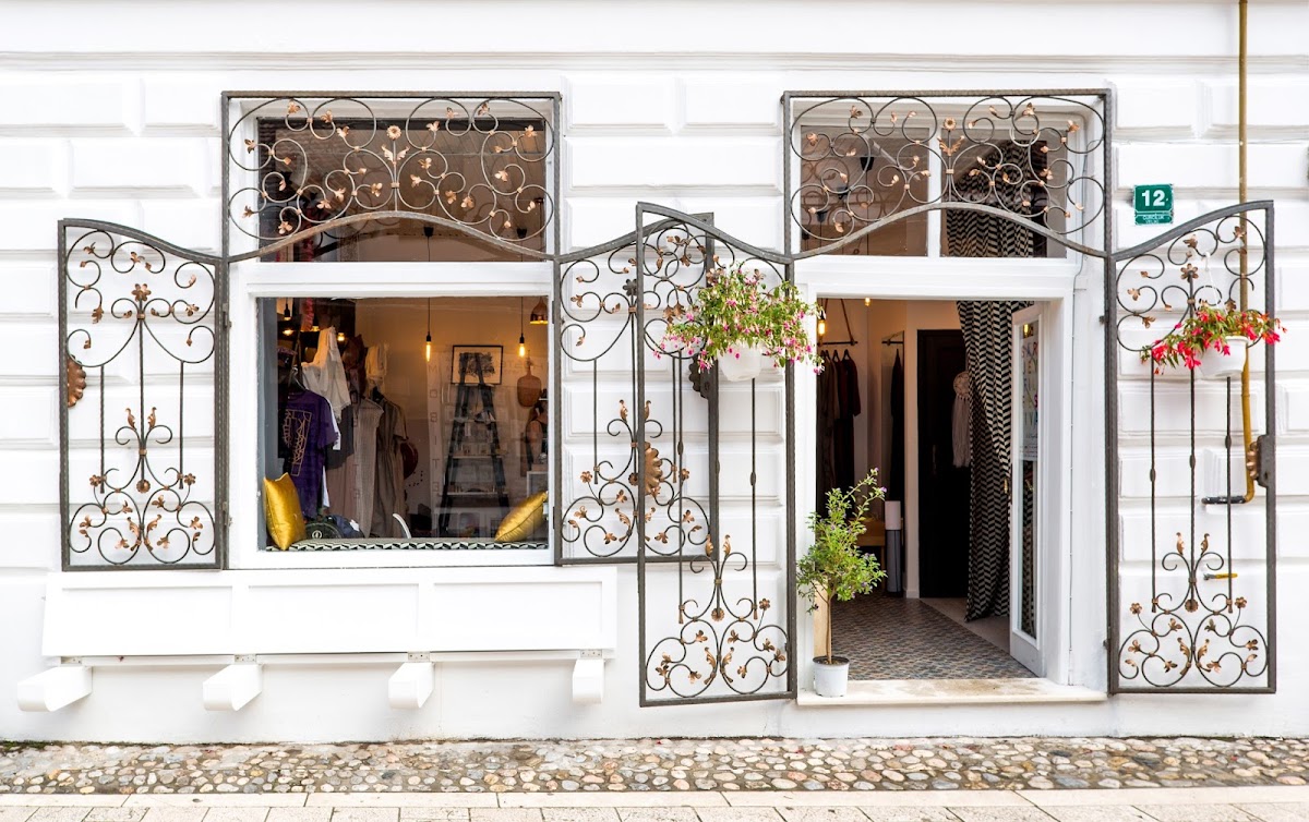 Bazerdžan Baščaršija | Concept Store, Fashion, Souvenir, Gift Shop, Sarajevo