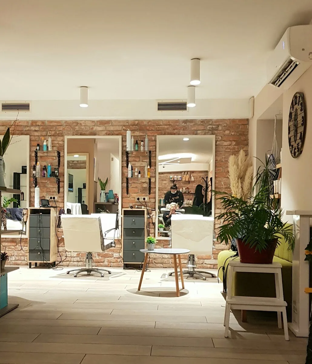 Fashion studio by Maja Krnjić, Mostar