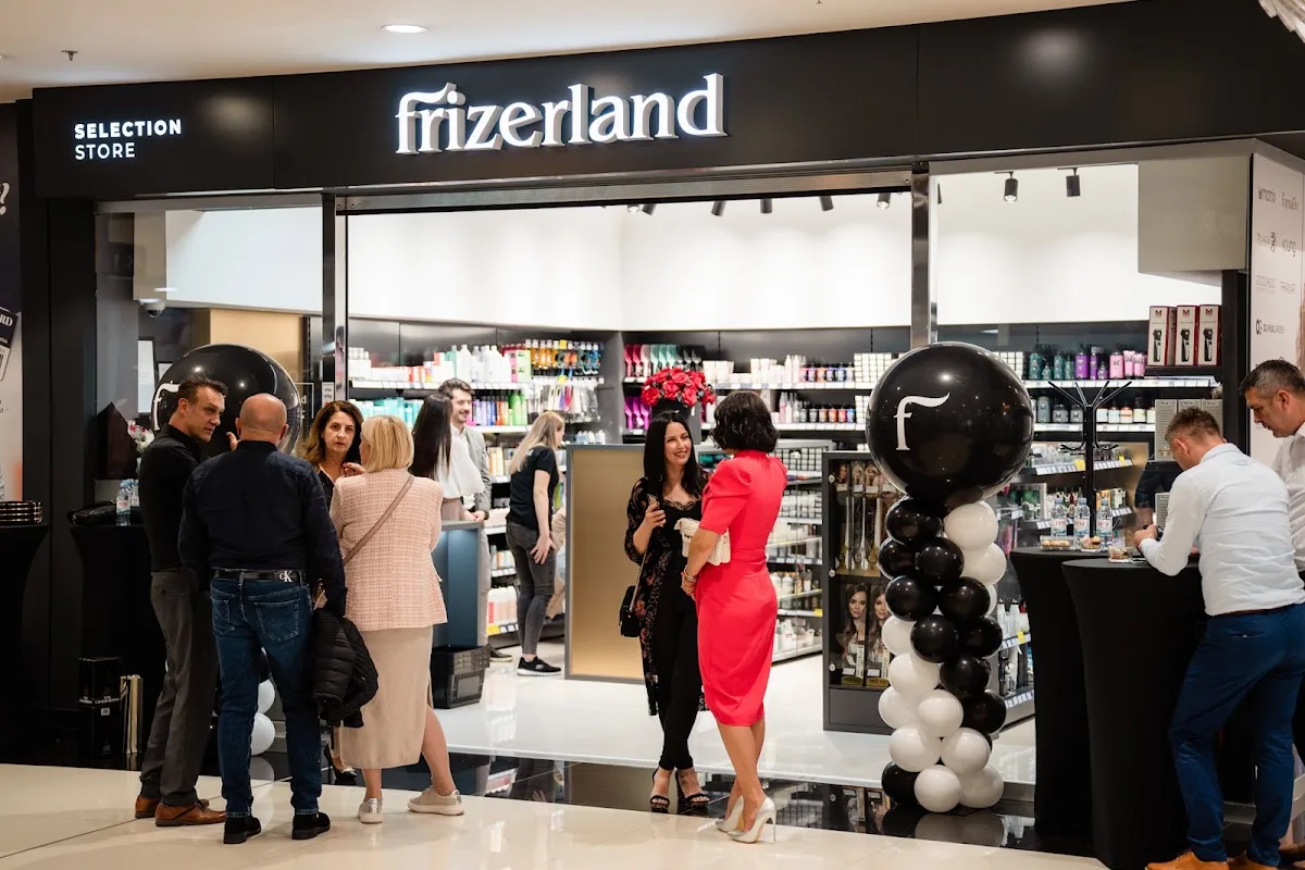 frizerland Mostar - frizerska oprema i kozmetička oprema - foto 3