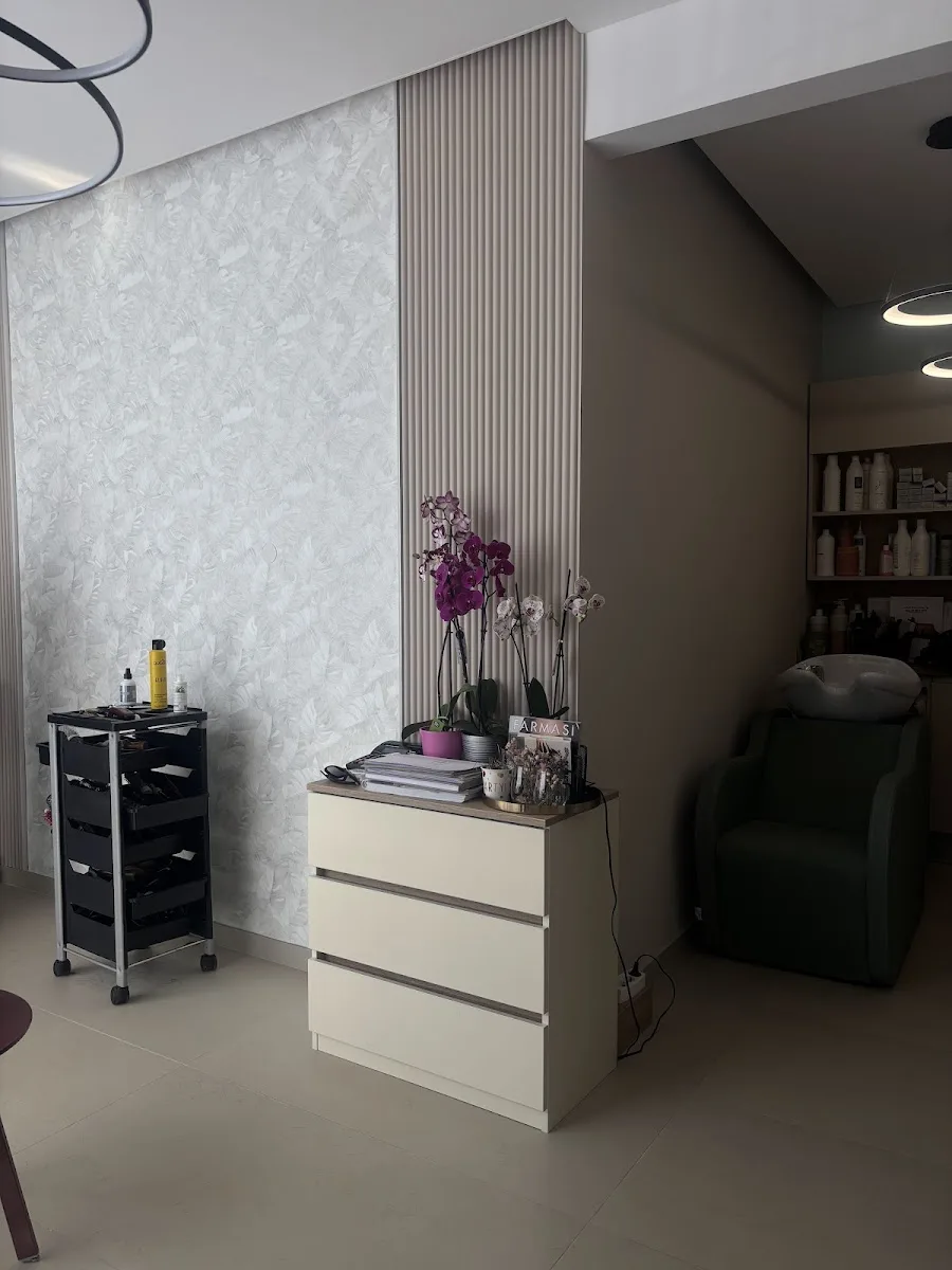 Frizerski salon & Head Spa "Cosmo" - foto 3