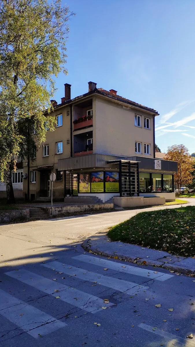 "IN" Frizerski Studio - foto 3