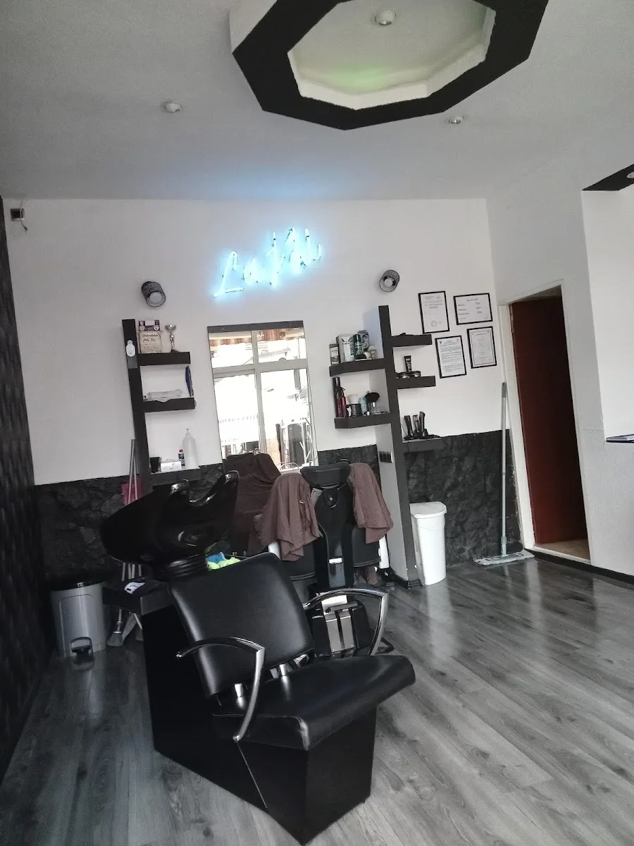 Barber "Lujđi", Vitez