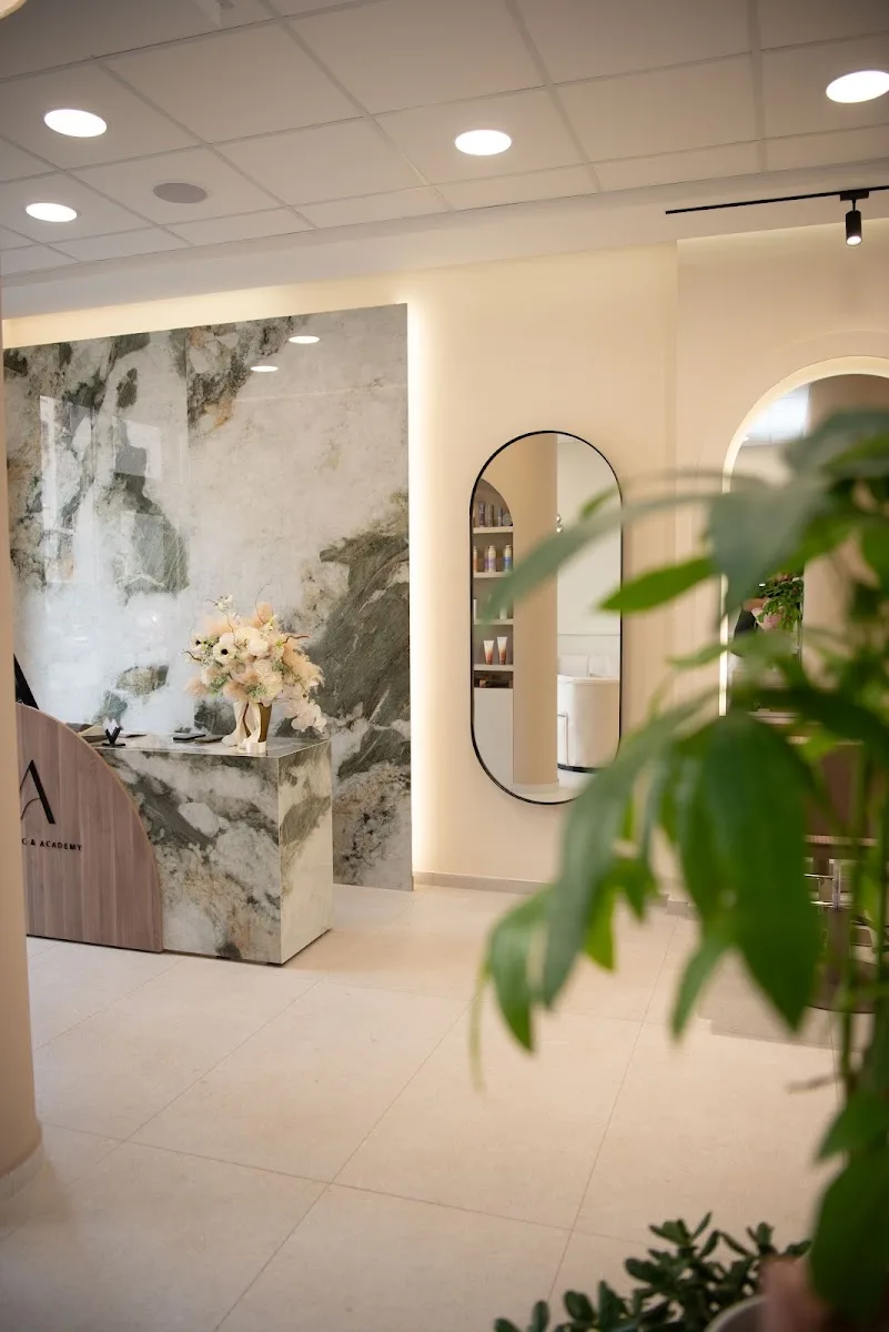 Aria Clinic & Acadamy, Vitez