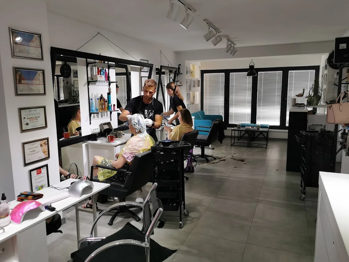 Studio "MAESTRO", Vitez