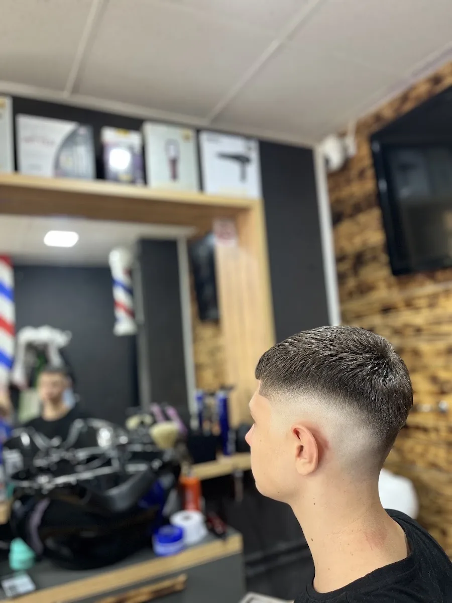 Loluz Barbershop, Zenica