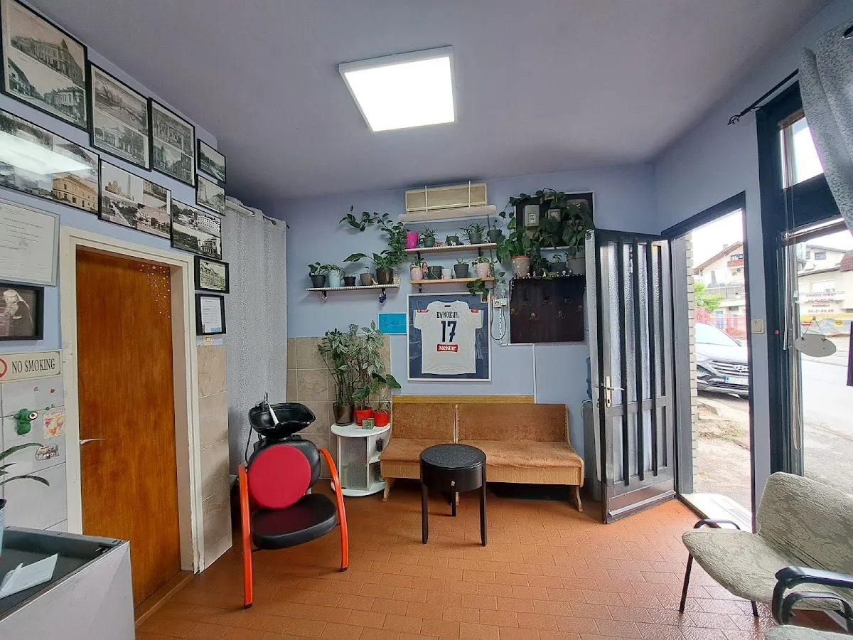 Frizerski salon Studio D, Banja Luka
