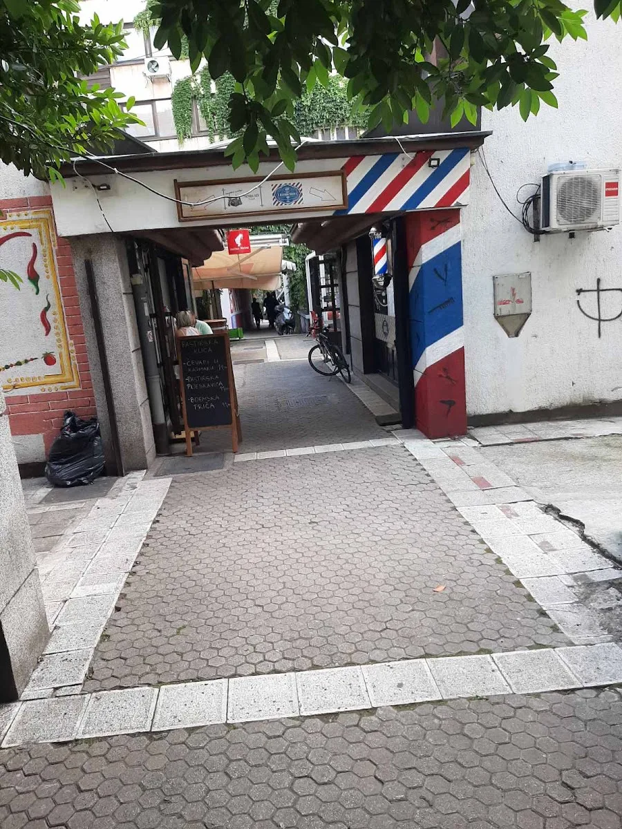 Barber Shop EXIT - foto 3