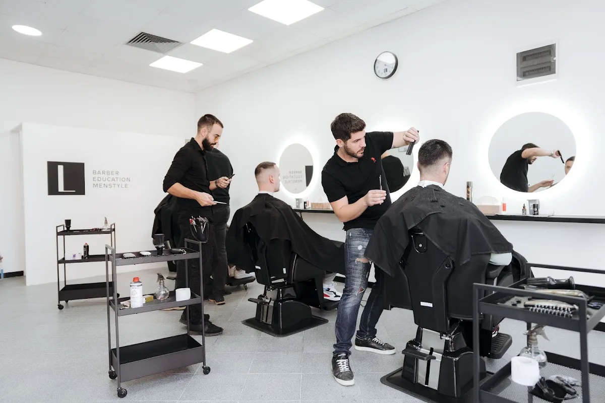LOOKAYA BARBER SHOP - foto 3