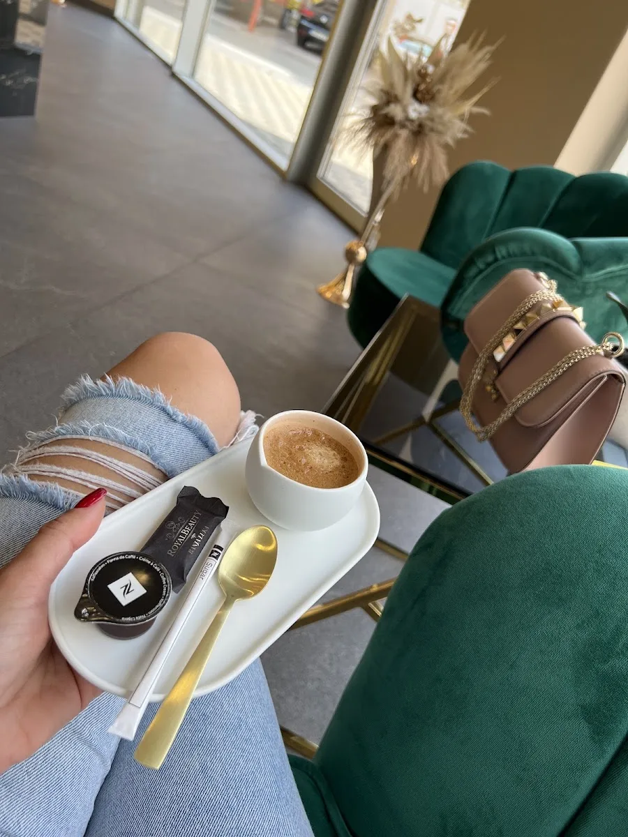 Royal Estetic - foto 2