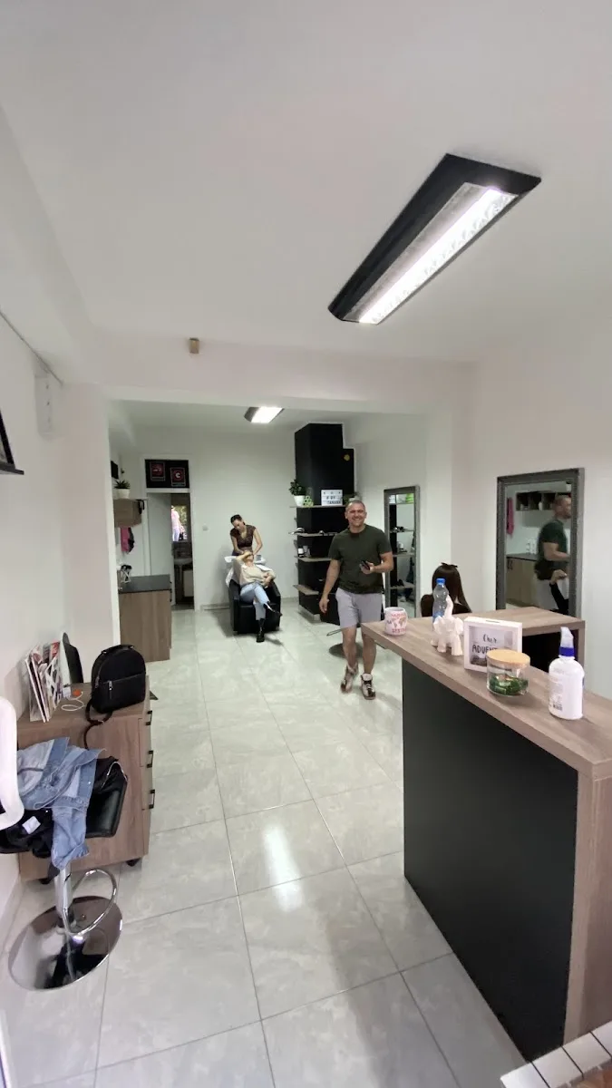 HairSalon by TANANA - foto 3