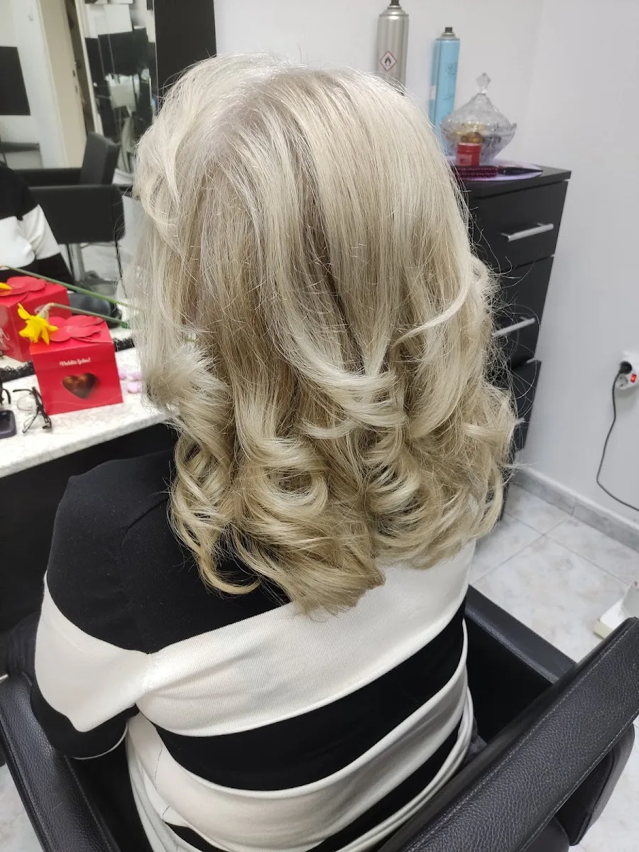 Frizerski salon Đole Banja Luka - foto 3
