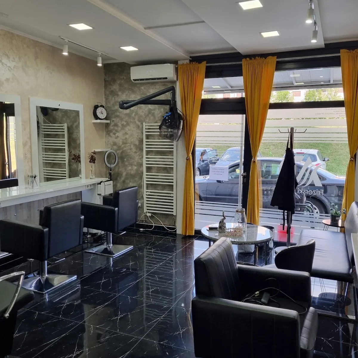 AD Frizerski salon - foto 3