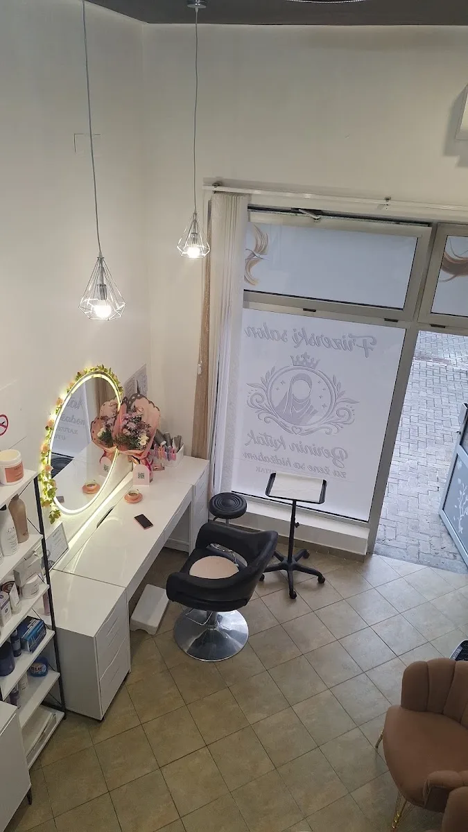 FRIZERSKI SALON"BERININ KUTAK ZA ŽENE SA HIDŽABOM" - foto 2