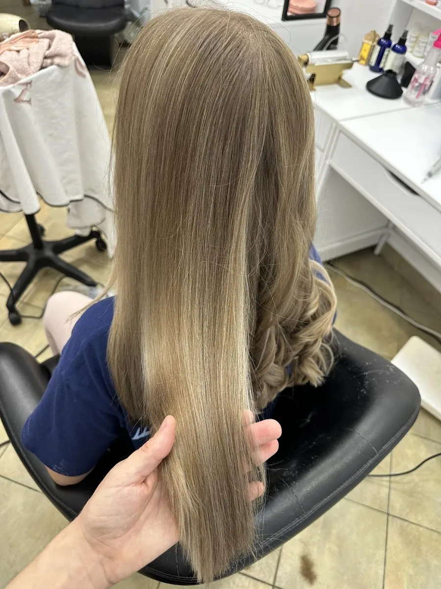 FRIZERSKI SALON"BERININ KUTAK ZA ŽENE SA HIDŽABOM" - foto 3