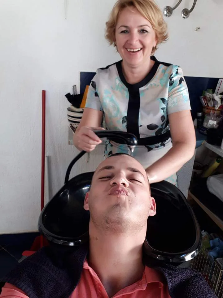 Frizerski salon E - foto 2