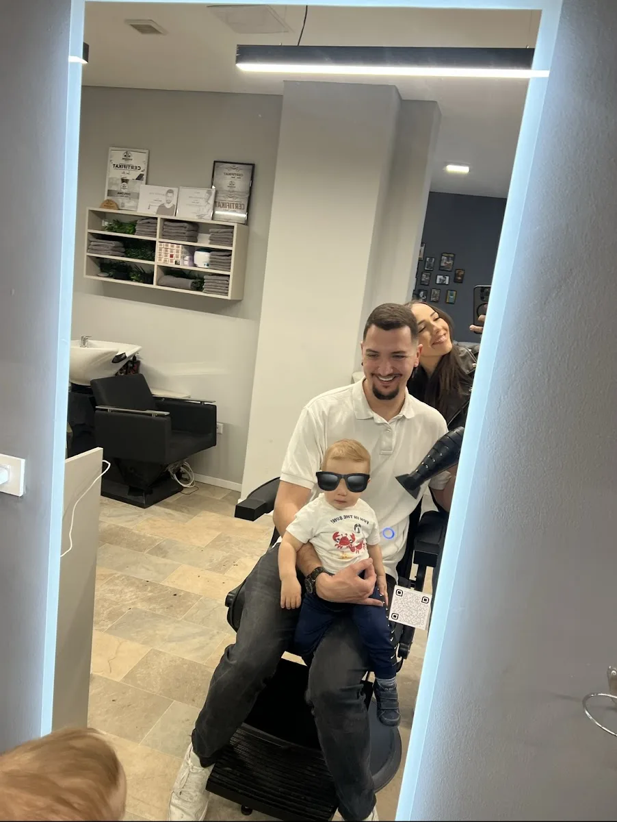 Projekt BARBER SHOP - foto 3