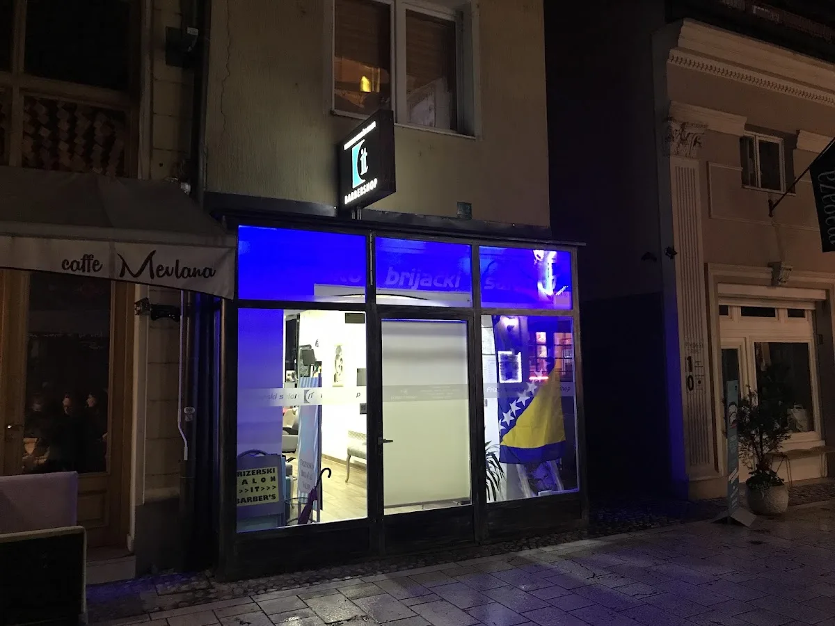 Barbershop “ I T “ - foto 3