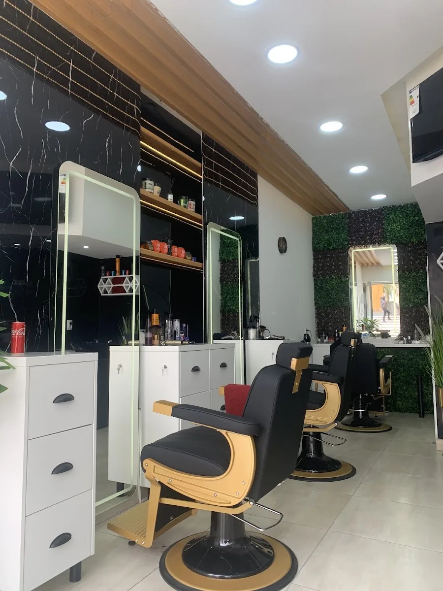 Mehmet Gökşen barber shop 2 - foto 2