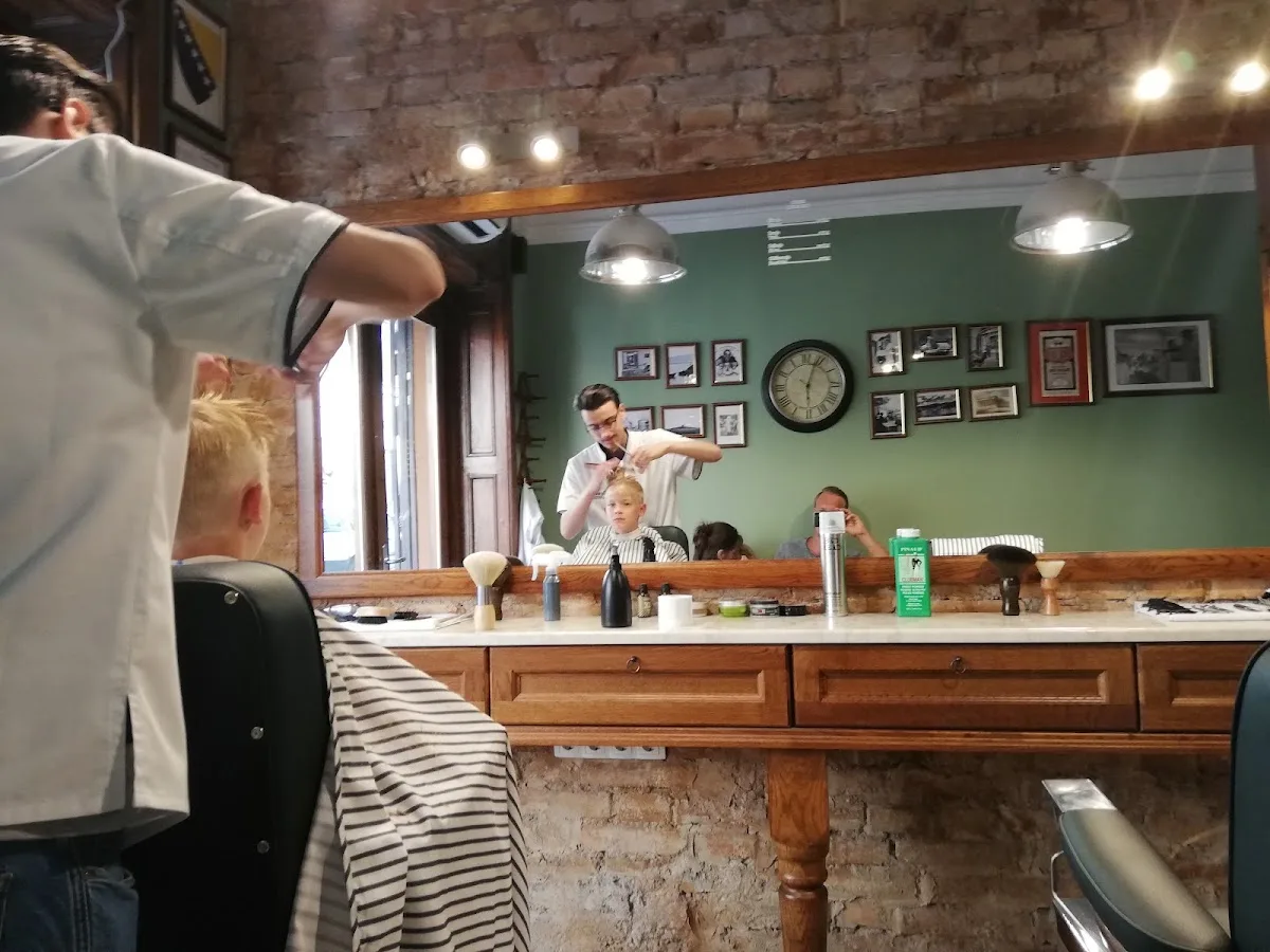 Gianni’s Barbershop - foto 3