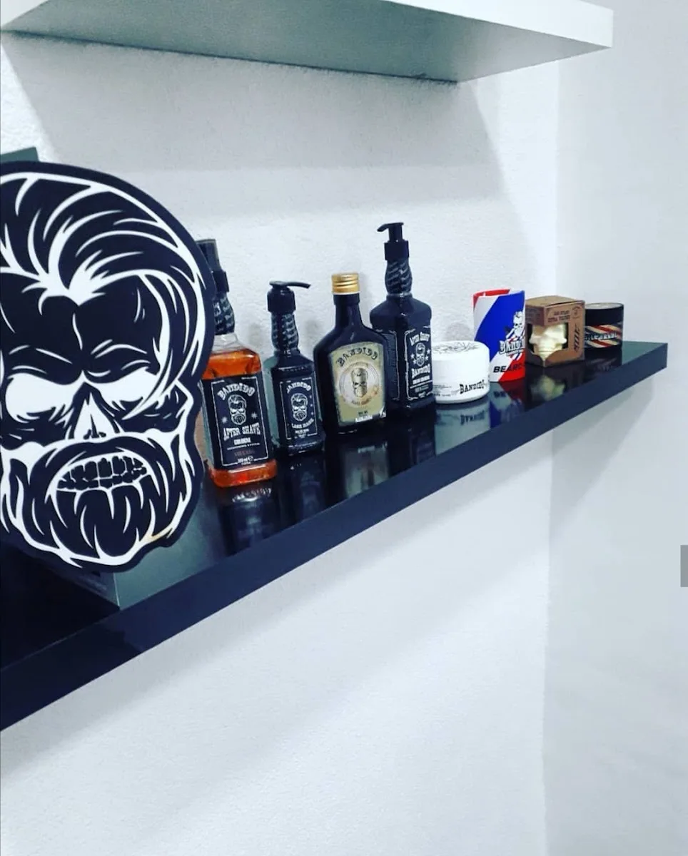 Gentlemen's Barber Shop - foto 2
