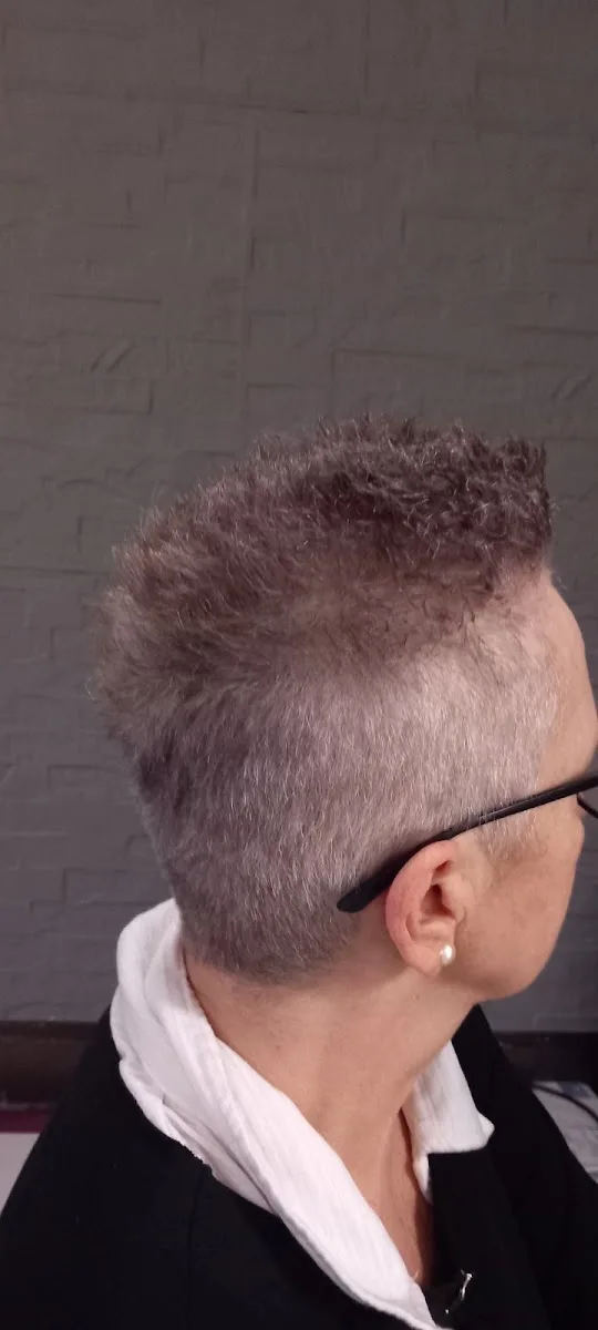 Frizerski Salon Suad Chanel Colaki - foto 3
