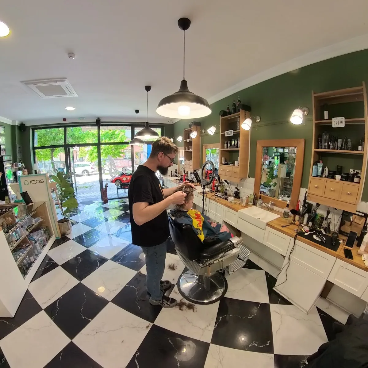 Barber shop Dominion - berbernica - frizerski salon Bijeljina - foto 3