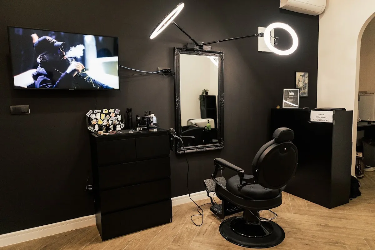Velja The Barber, Bijeljina