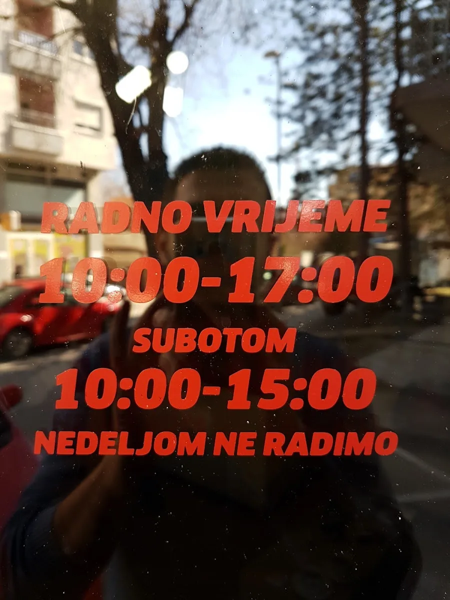 Muški frizer,,Aco Brico'' - foto 2