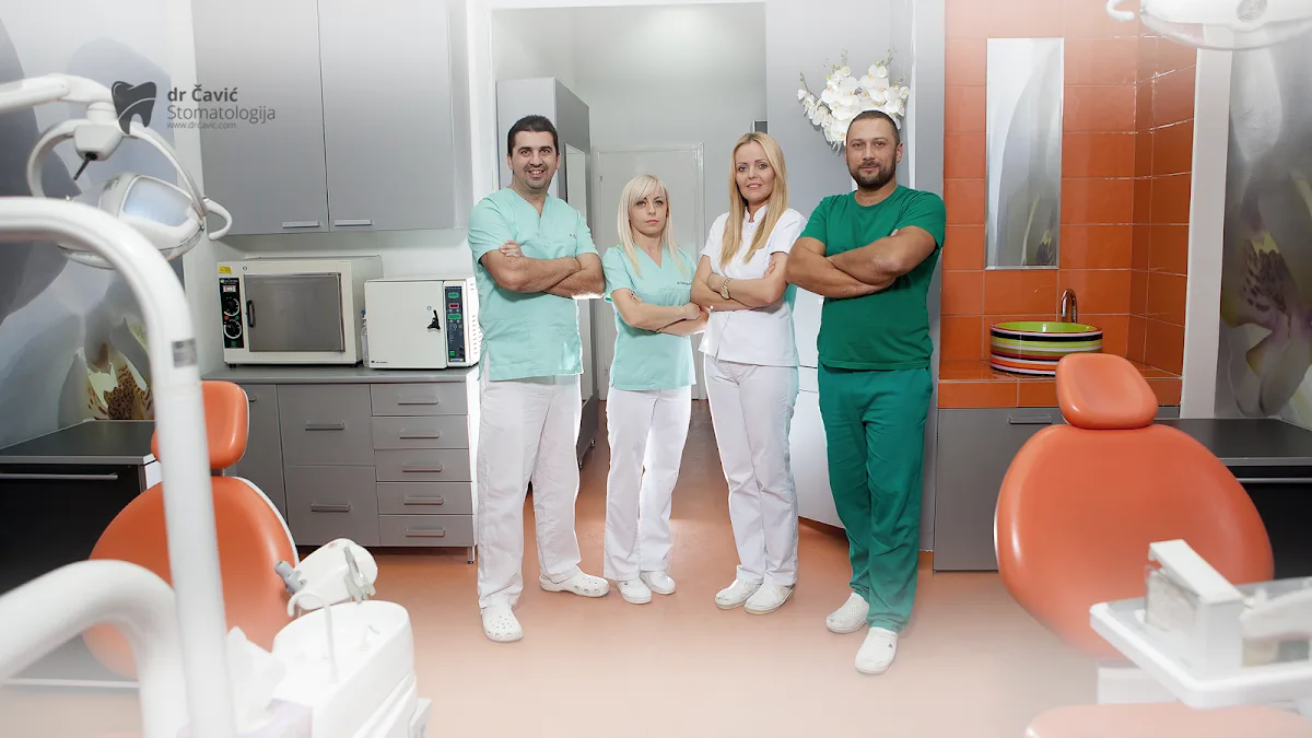 dr Čavić, Banja Luka