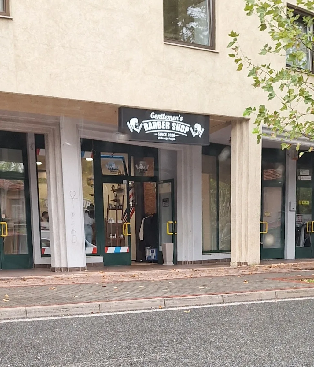 Gentlemen's Barber Shop - foto 3