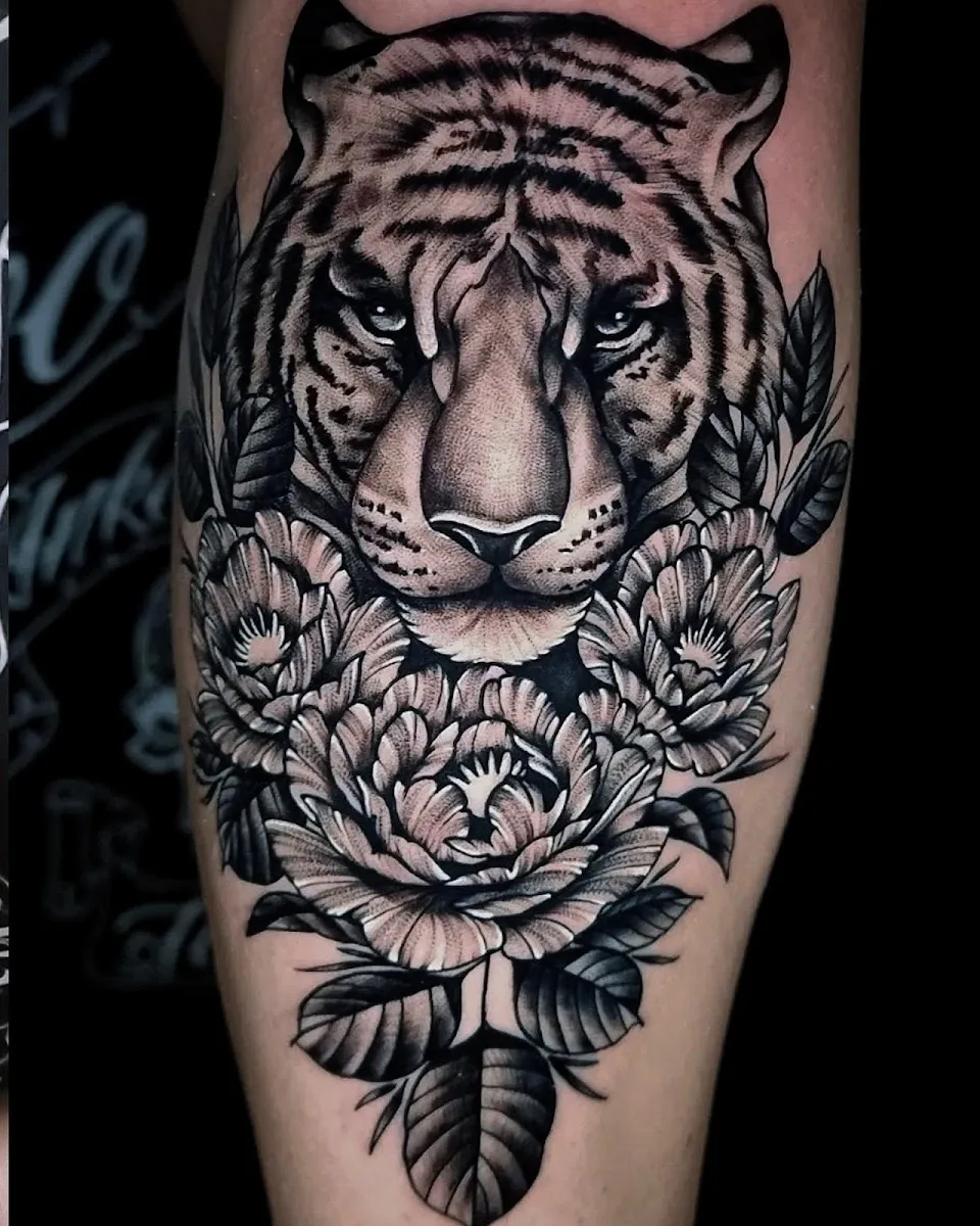 Inked Skin Tattoo - foto 2