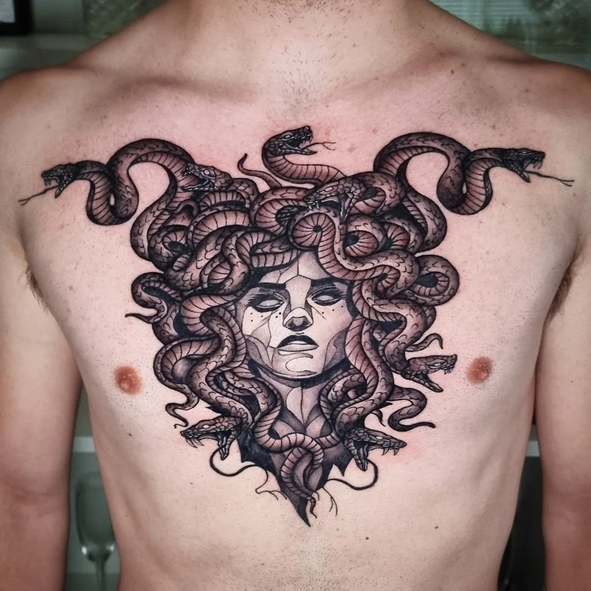 Inked Skin Tattoo - foto 3