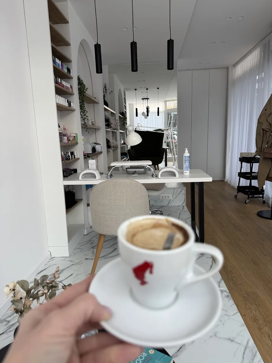 Nail Station, Vogošća