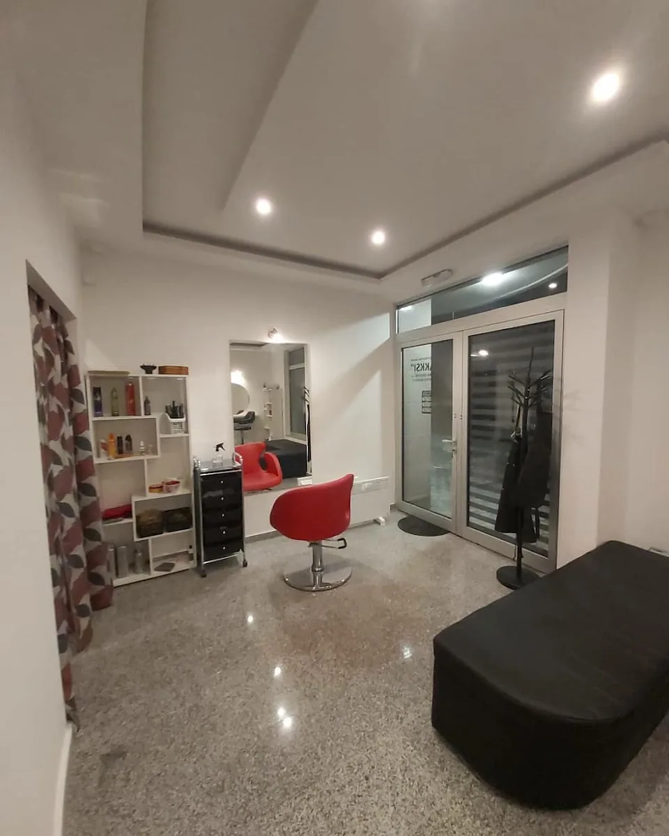 Kozmetičko-frizerski salon EMPIRE, Istočno Sarajevo